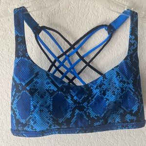 Lululemon Free To Be Bra